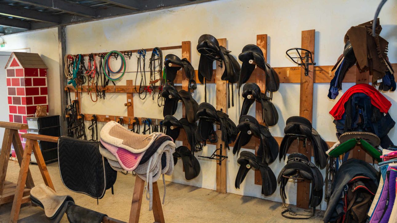 tack_room_1